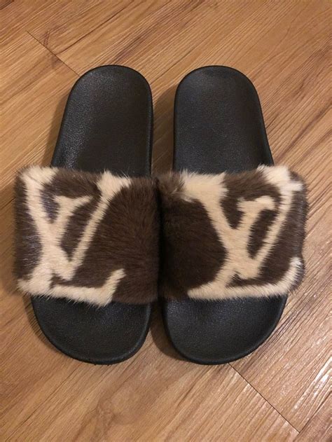 louis vuitton slipper slides|louis vuitton fluffy slippers.